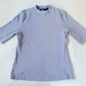 Anthro size small Mock Neck in lavendar